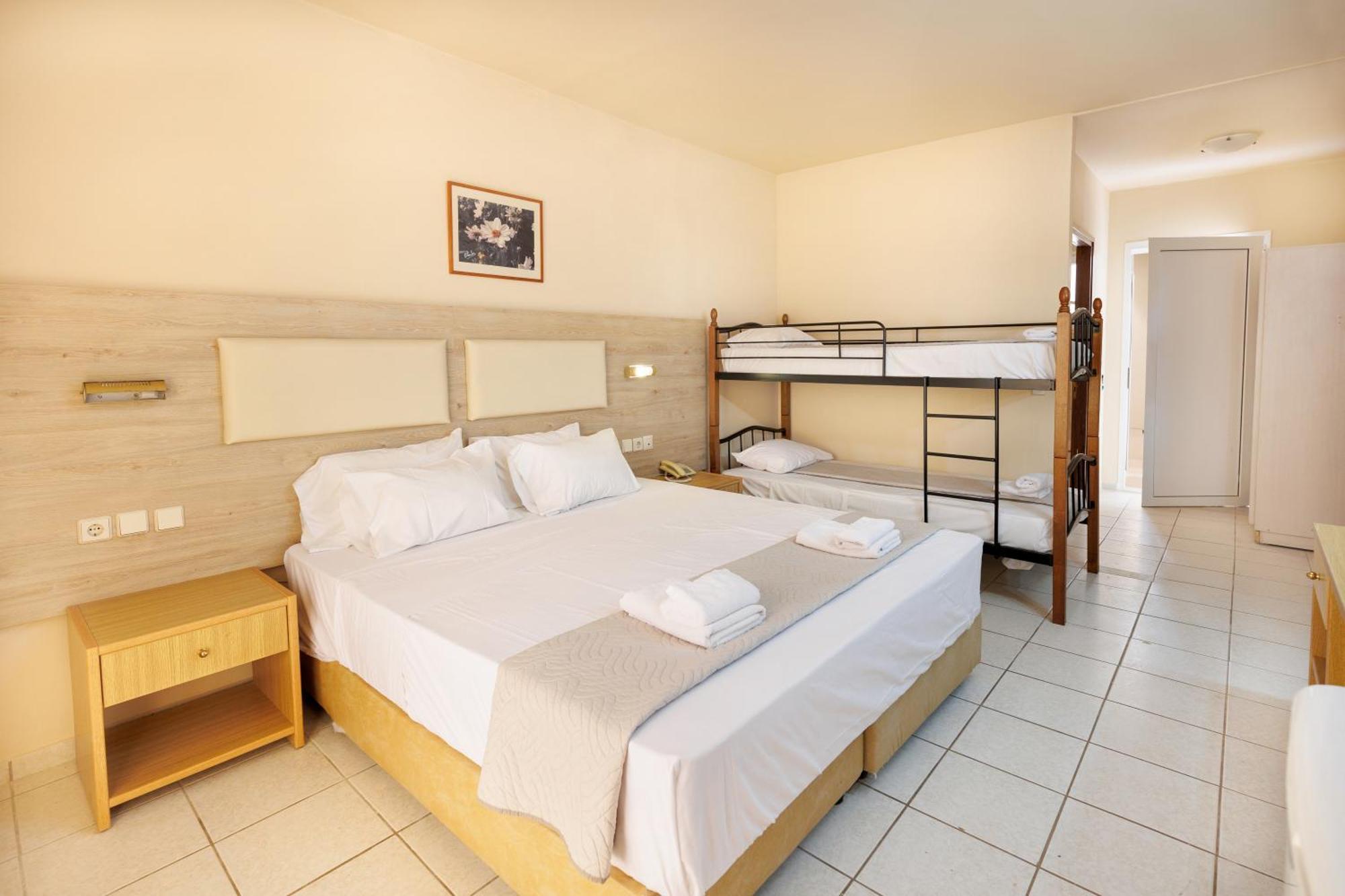 Aqua Sun Village Hersonissos  Ngoại thất bức ảnh