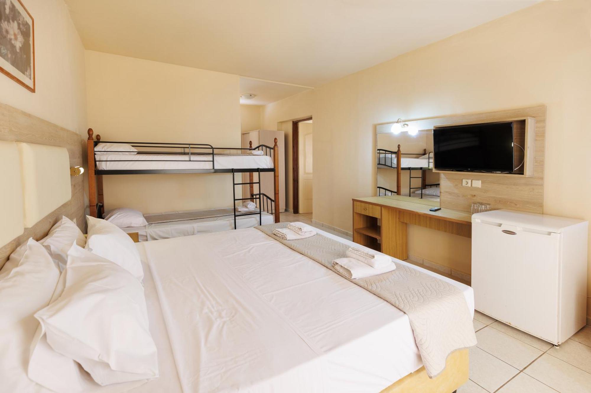 Aqua Sun Village Hersonissos  Ngoại thất bức ảnh