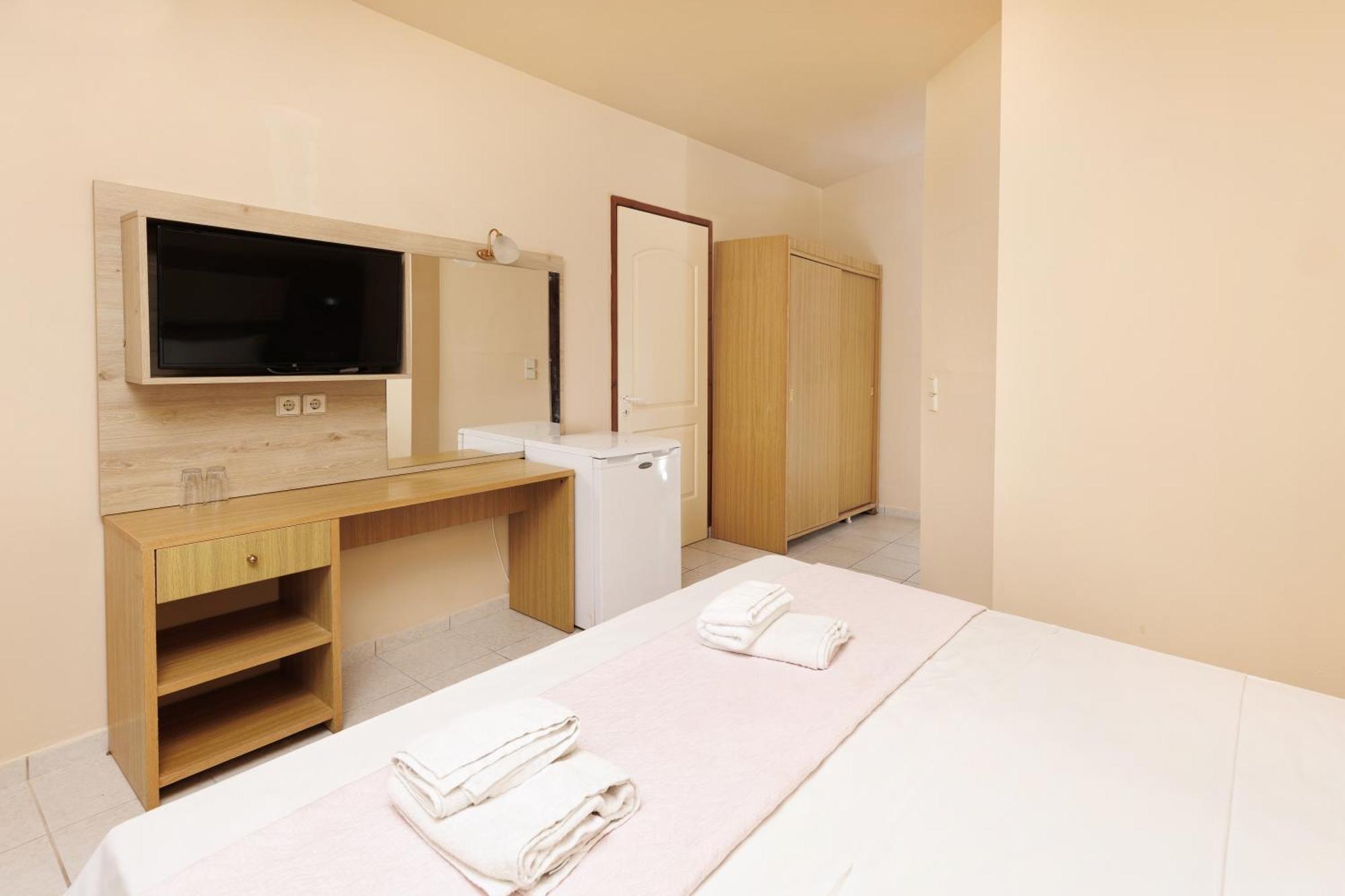 Aqua Sun Village Hersonissos  Ngoại thất bức ảnh
