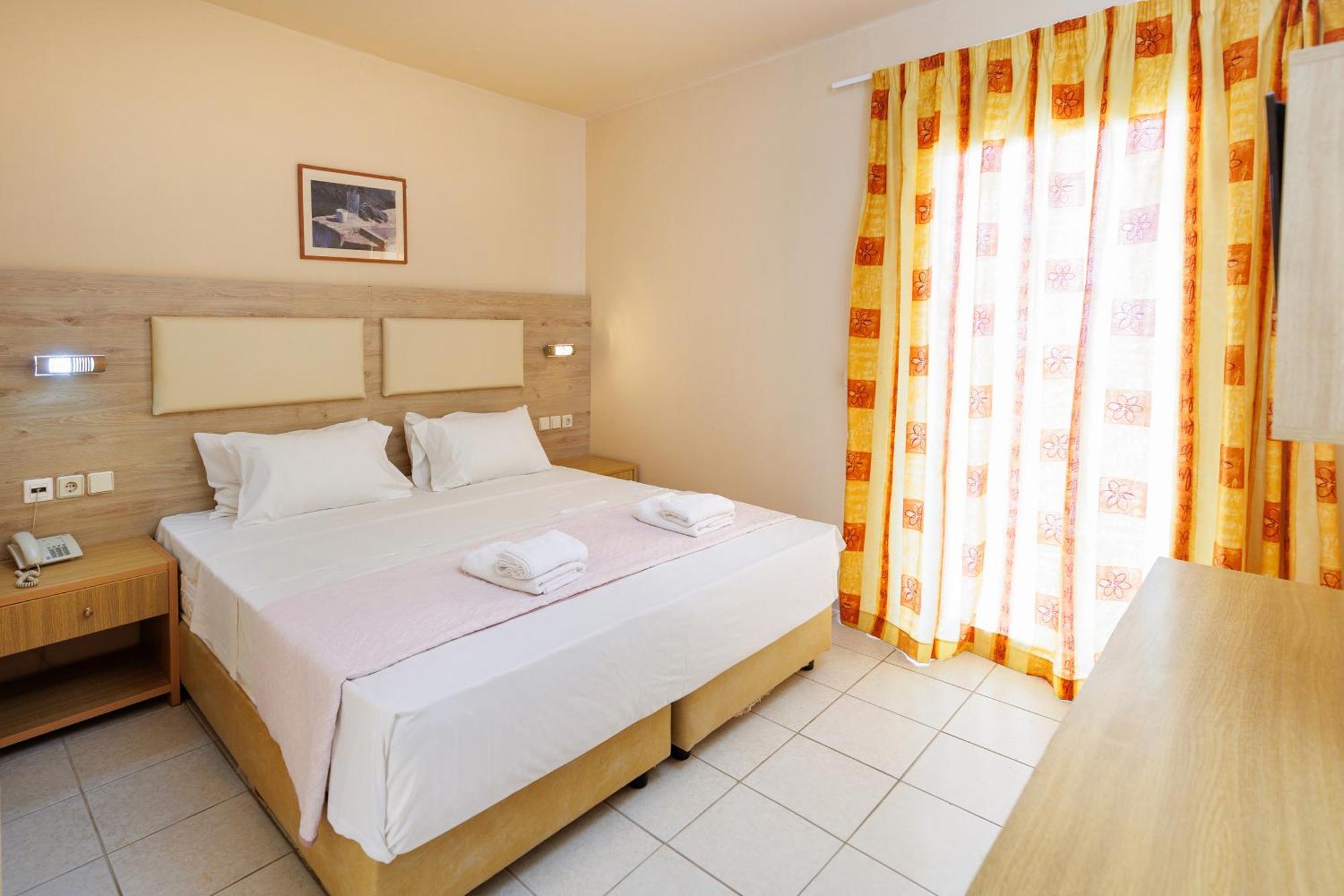 Aqua Sun Village Hersonissos  Ngoại thất bức ảnh