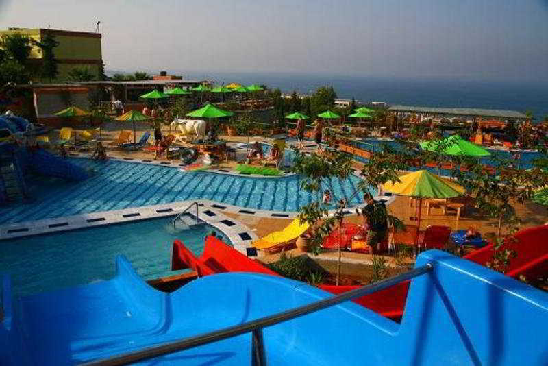 Aqua Sun Village Hersonissos  Ngoại thất bức ảnh